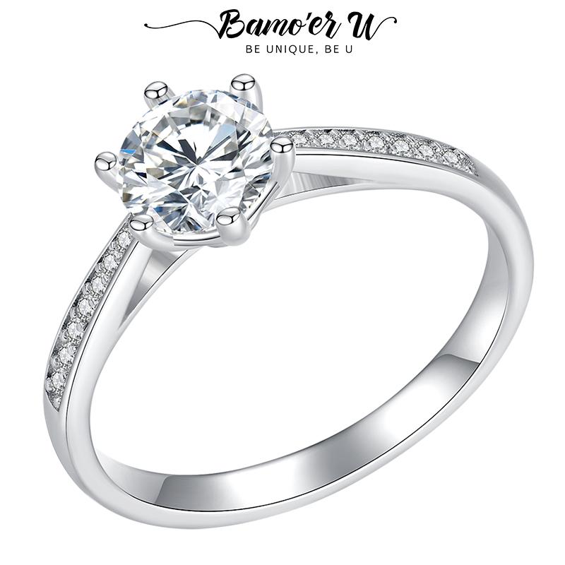0.8CT D ЦВЕТ VVS1 Ex Муассанит Кольцо Сияющая Корона S925 Стерлингового Серебра Циркон Кольцо для ЖЕНЩИН Обручальные Изящные Ювелирные Изделия
0.8CT D ЦВЕТ VVS1 Ex Муассанит Кольцо Сияющая Корона S925 Стерлингового Серебра Циркон Кольцо для ЖЕНЩИН Обручальные Изящные Ювелирные Изделия