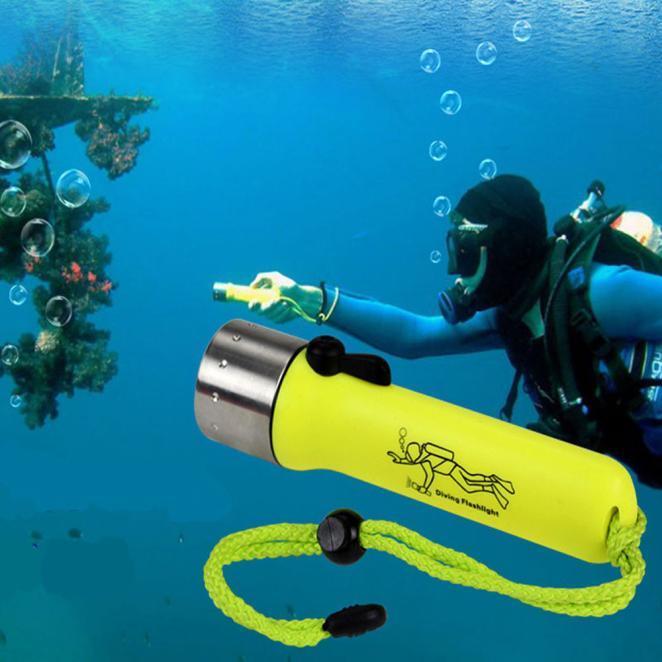 Водонепроницаемый подводный фонарик CREE XM-L T6 1200LM, светодиодный фонарик для дайвинга, лампа света
Водонепроницаемый подводный фонарик CREE XM-L T6 1200LM, светодиодный фонарик для дайвинга, лампа света
