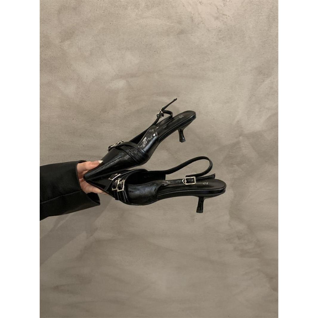 Spring and summer 2025 new high-heeled bag head sandals rear empty light mouth women s shoes pointed thin heel with skirt silver single shoes 39 чёрный
Spring and summer 2025 new high-heeled bag head sandals rear empty light mouth women s shoes pointed thin heel with skirt silver single shoes 39 чёрный