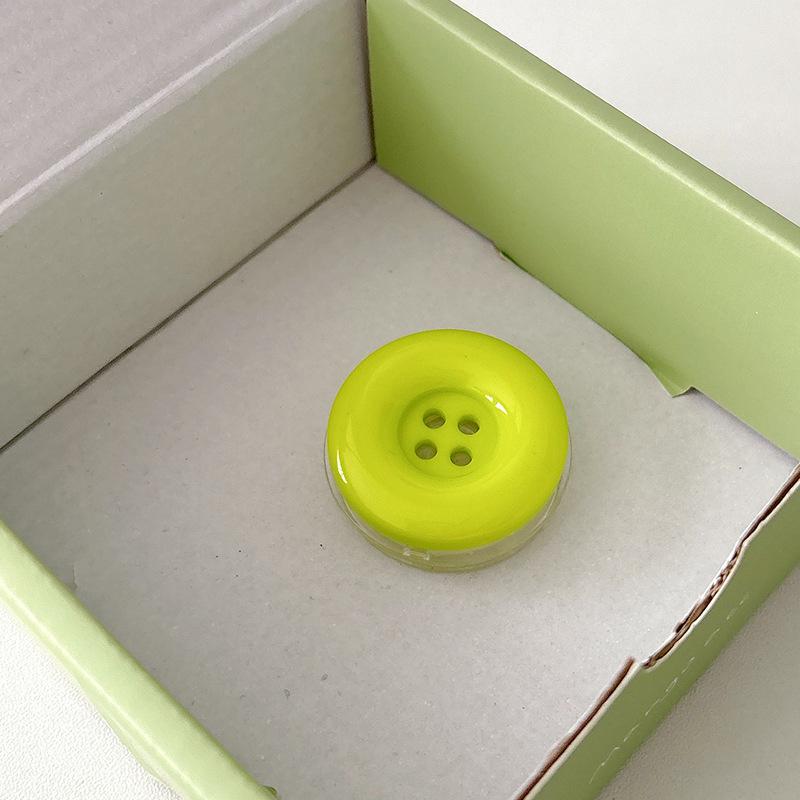 3D Cute Plain Button Finger Ring Griptok Phone Holder for IPhone 16 15 Pro Support Socket Pocket Grip Tok Stand Bracket
3D Cute Plain Button Finger Ring Griptok Phone Holder for IPhone 16 15 Pro Support Socket Pocket Grip Tok Stand Bracket