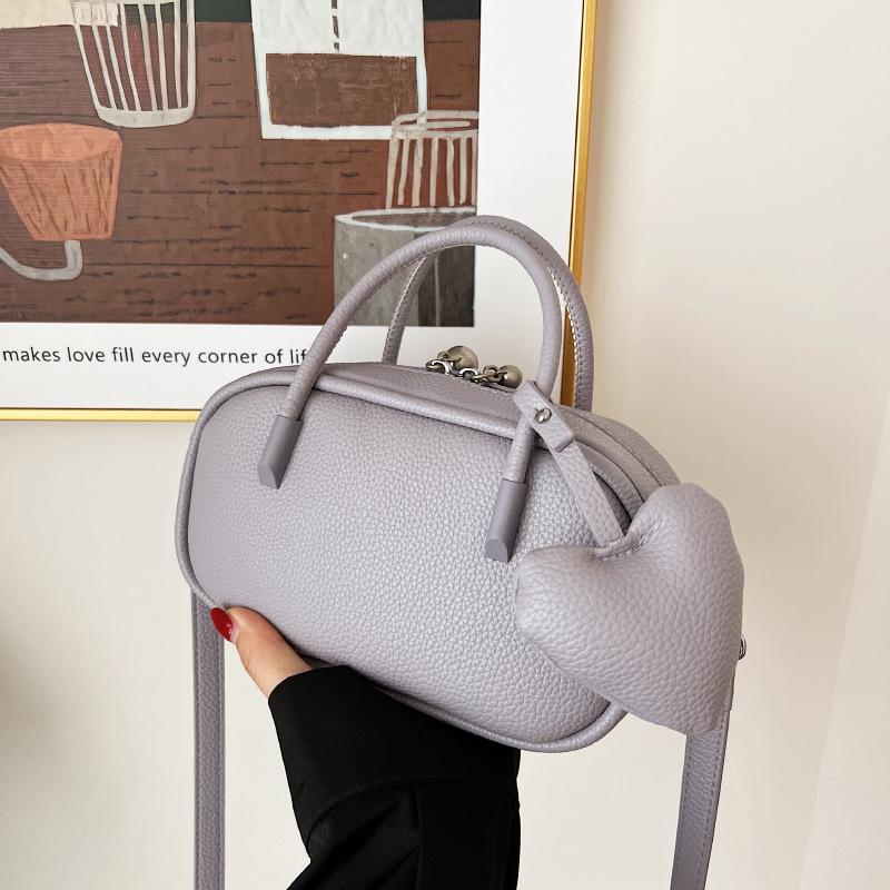 Summer Fashion Small Bag Women S Handbagnewest Simple Small Square Bag All-Match Shoulder Messenger Bag
Summer Fashion Small Bag Women S Handbagnewest Simple Small Square Bag All-Match Shoulder Messenger Bag