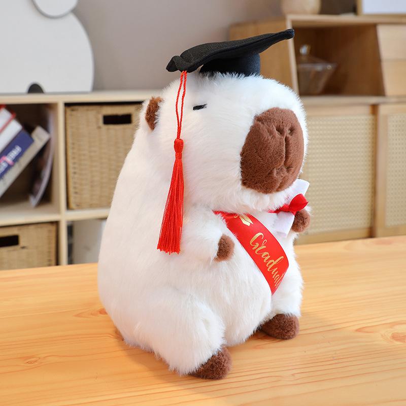 Stuffed Capybara Graduation Toy Commemorative Plush Doll Gift For Exams Students білий
Stuffed Capybara Graduation Toy Commemorative Plush Doll Gift For Exams Students білий