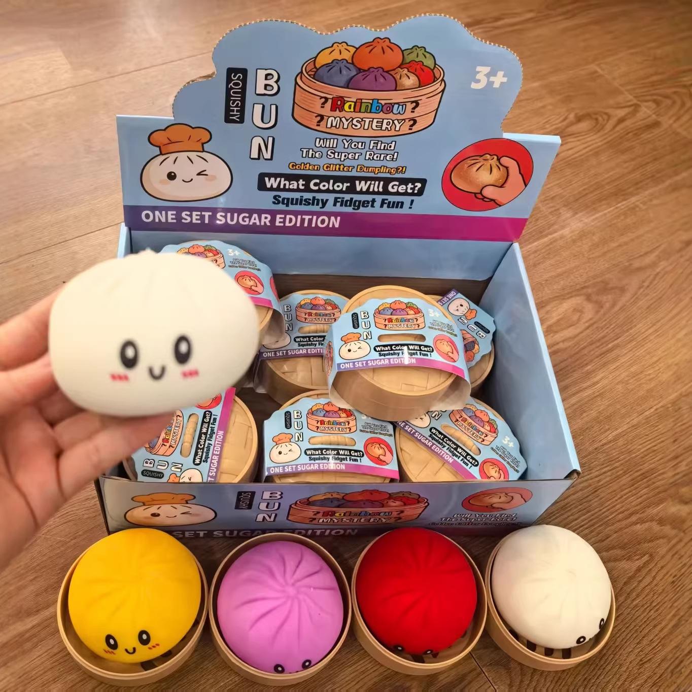 Simulation decompression char siu buns soft decompression toy flour hand kneading music fake food model slow rebound malt
Simulation decompression char siu buns soft decompression toy flour hand kneading music fake food model slow rebound malt
