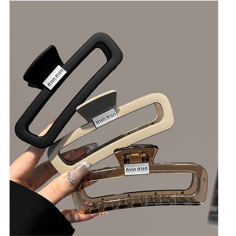 3 шт. Большие матовые заколки для волос Противоскользящие зажимы-акулы Высококачественные акриловые заколки для волос Заколки-пластины Заколки-крабы Заколки для волос для девочек
3 шт. Большие матовые заколки для волос Противоскользящие зажимы-акулы Высококачественные акриловые заколки для волос Заколки-пластины Заколки-крабы Заколки для волос для девочек