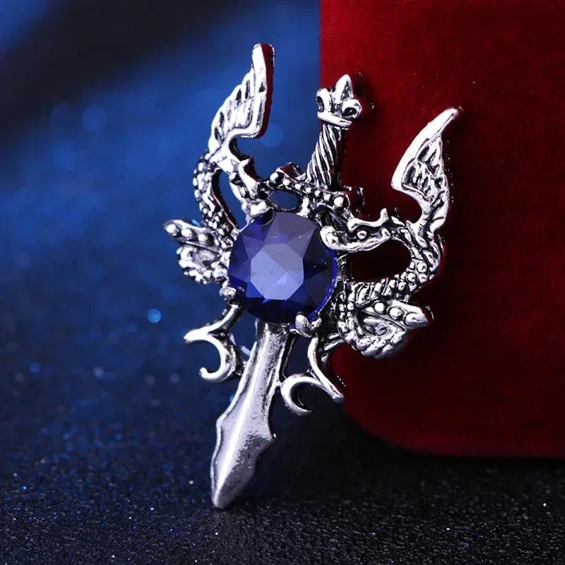 Vintage Metal Dragon Sword Rhinestone Lapel Pin for Men s Suit Shirt - Badge Brooch Jewelry Accessories античний срібного кольору
Vintage Metal Dragon Sword Rhinestone Lapel Pin for Men s Suit Shirt - Badge Brooch Jewelry Accessories античний срібного кольору