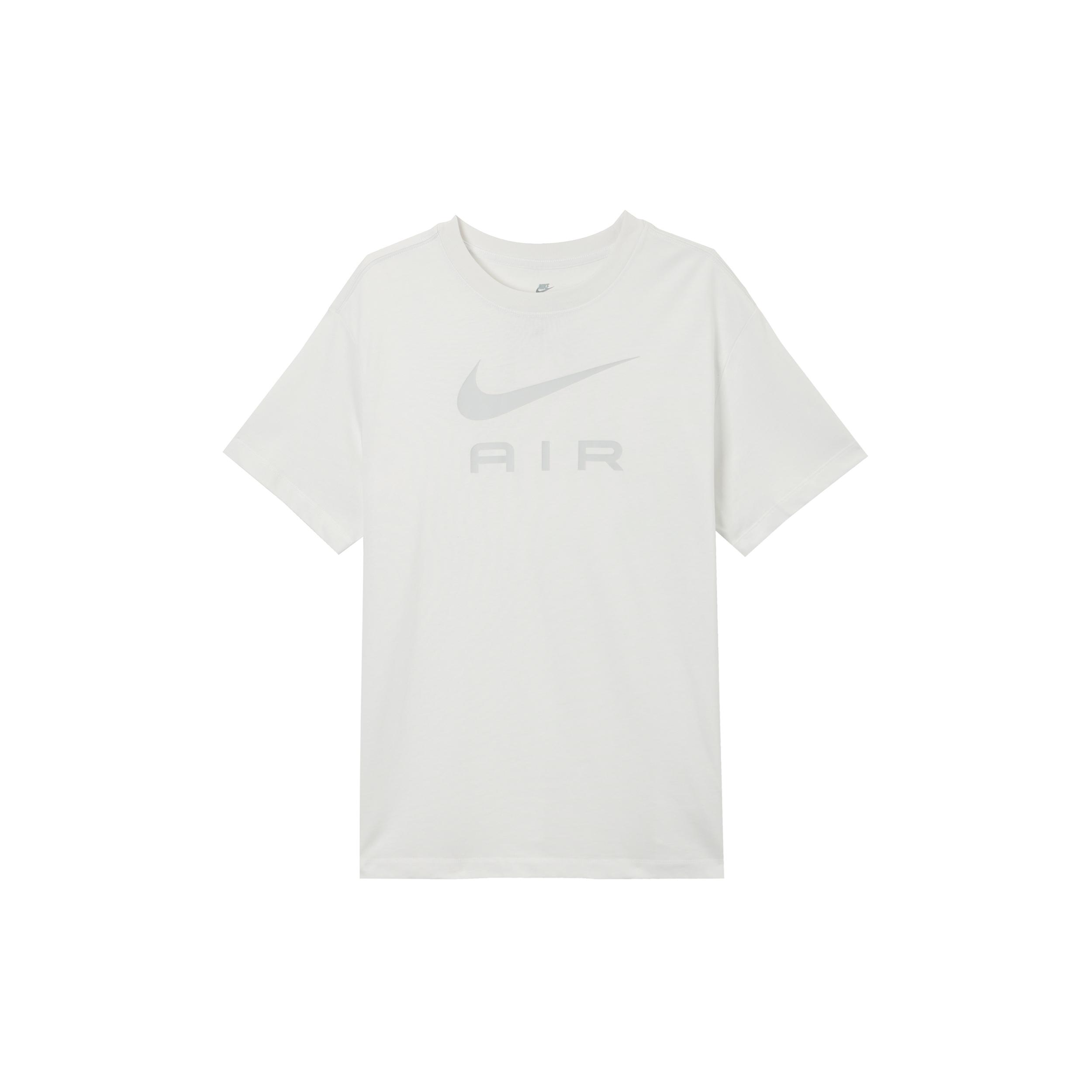 New Nike Air Women s Graphics Print T-Shirt Summit White DX7919-121 XS
New Nike Air Women s Graphics Print T-Shirt Summit White DX7919-121 XS