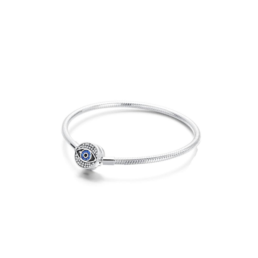 2026 New 925 Silver Blue Eyes, Pentagram, Moon Shaped Buckle Snake Chain Original Bracelet, Women s Fashionable Luxury Jewelry 21cm
2026 New 925 Silver Blue Eyes, Pentagram, Moon Shaped Buckle Snake Chain Original Bracelet, Women s Fashionable Luxury Jewelry 21cm
