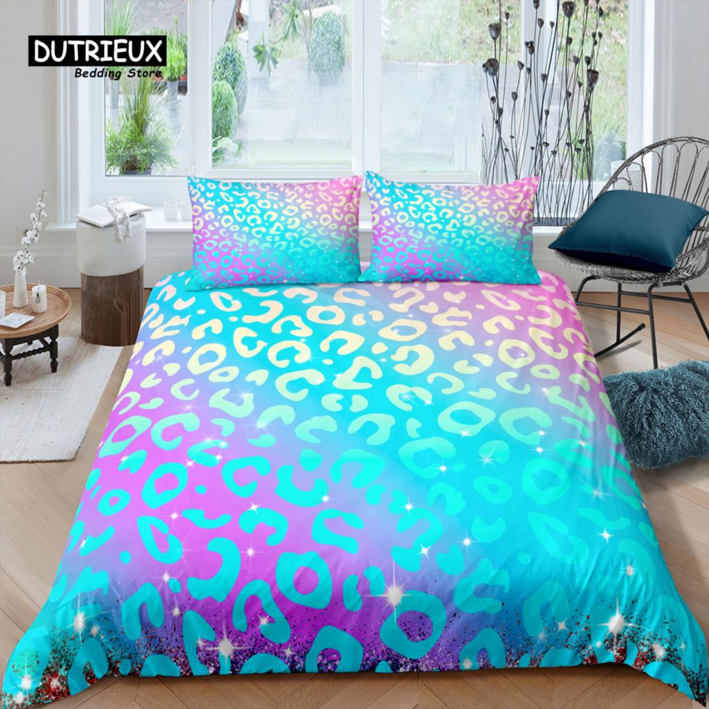 Home Living Luxury 3D Leopard Print Bedding Set Butterfly Duvet Cover Pillowcase Queen and King EU/US/AU Size Polyester Bedding EU single(135x200cm)
Home Living Luxury 3D Leopard Print Bedding Set Butterfly Duvet Cover Pillowcase Queen and King EU/US/AU Size Polyester Bedding EU single(135x200cm)