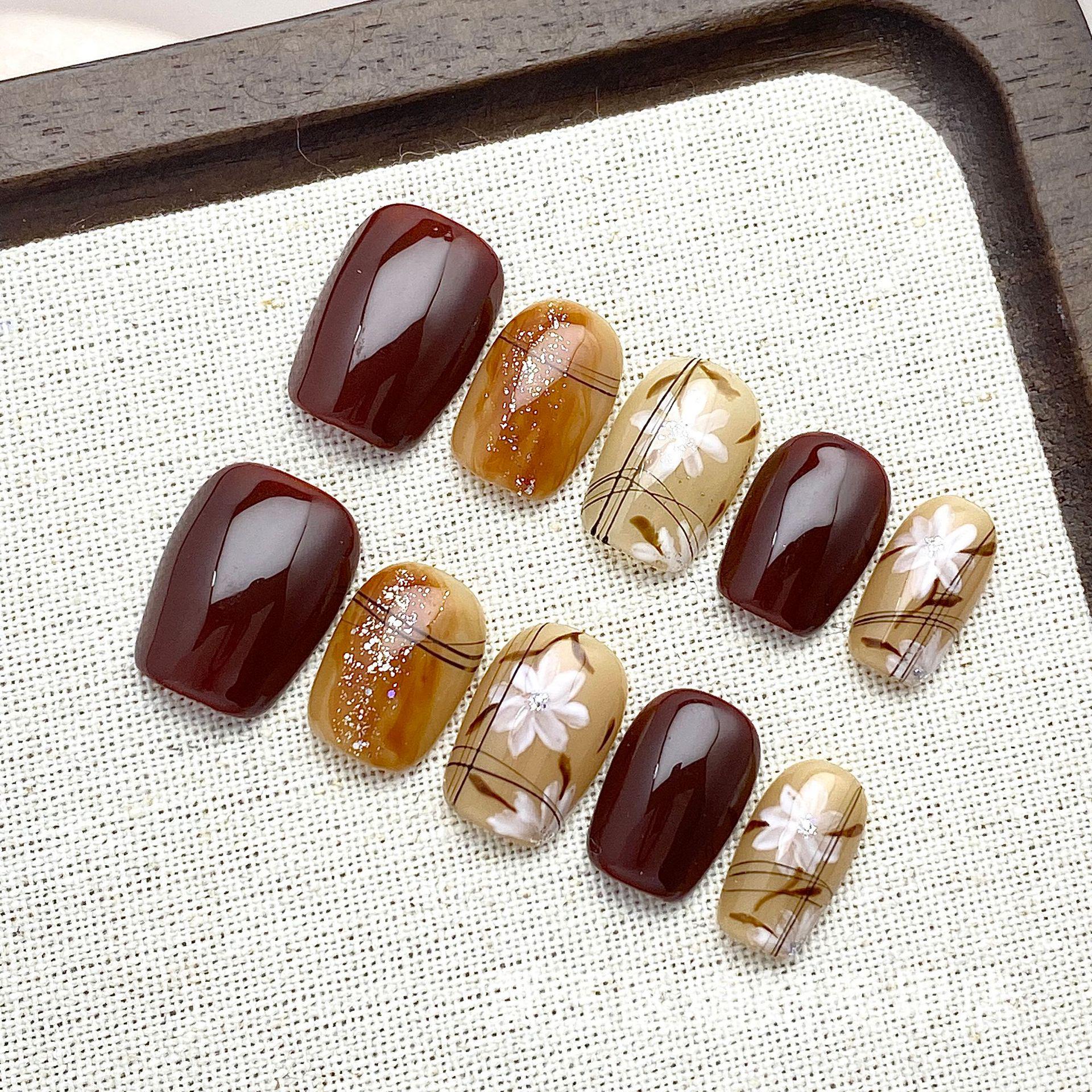 Sugar Concubine Nail Art: Handmade Wearable Nails with Hand-Painted Floral Ombre Design for All Seasons, Short Ladder Style. Small
Sugar Concubine Nail Art: Handmade Wearable Nails with Hand-Painted Floral Ombre Design for All Seasons, Short Ladder Style. Small