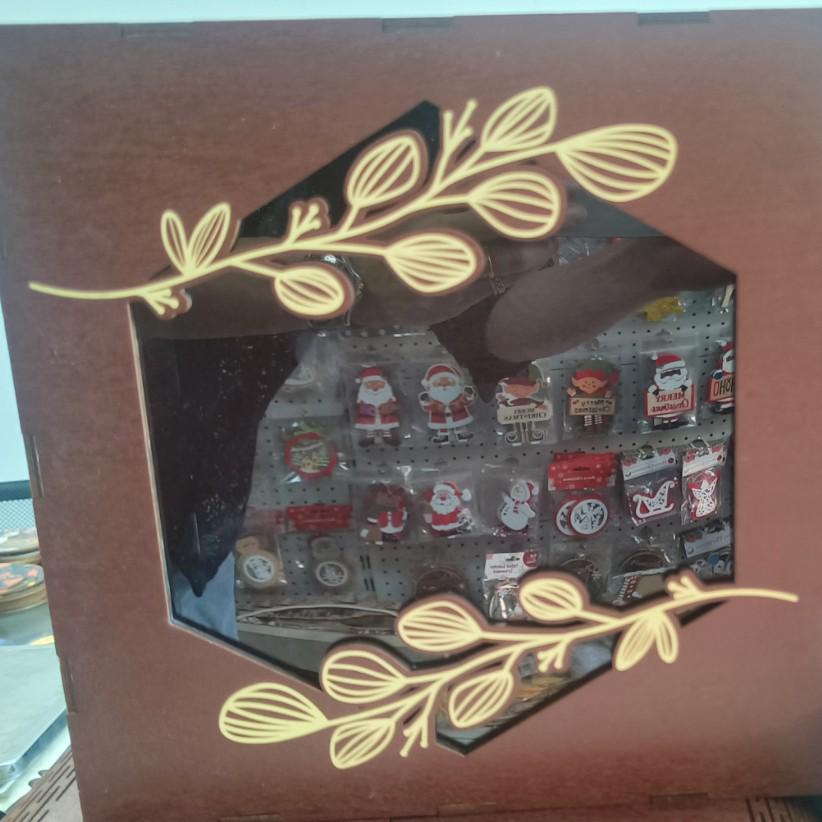 DIY Wooden Wedding Message and Card Storage Box
DIY Wooden Wedding Message and Card Storage Box