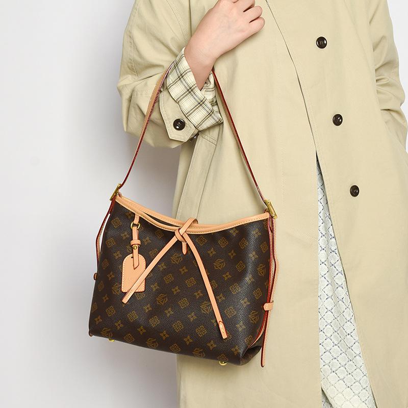 Women s bag underarm shoulder fashion printed messenger bag underarm bag presbyopia temperament big bag абрикосовий
Women s bag underarm shoulder fashion printed messenger bag underarm bag presbyopia temperament big bag абрикосовий