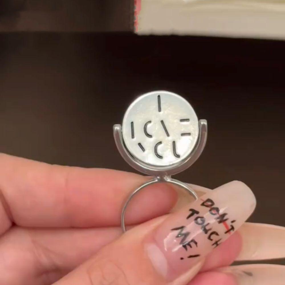 Lovers Couple LOVE Ring Open Adjustable Confession Ring Spin Rotation Ring Girlfriend Gift серебряный
Lovers Couple LOVE Ring Open Adjustable Confession Ring Spin Rotation Ring Girlfriend Gift серебряный