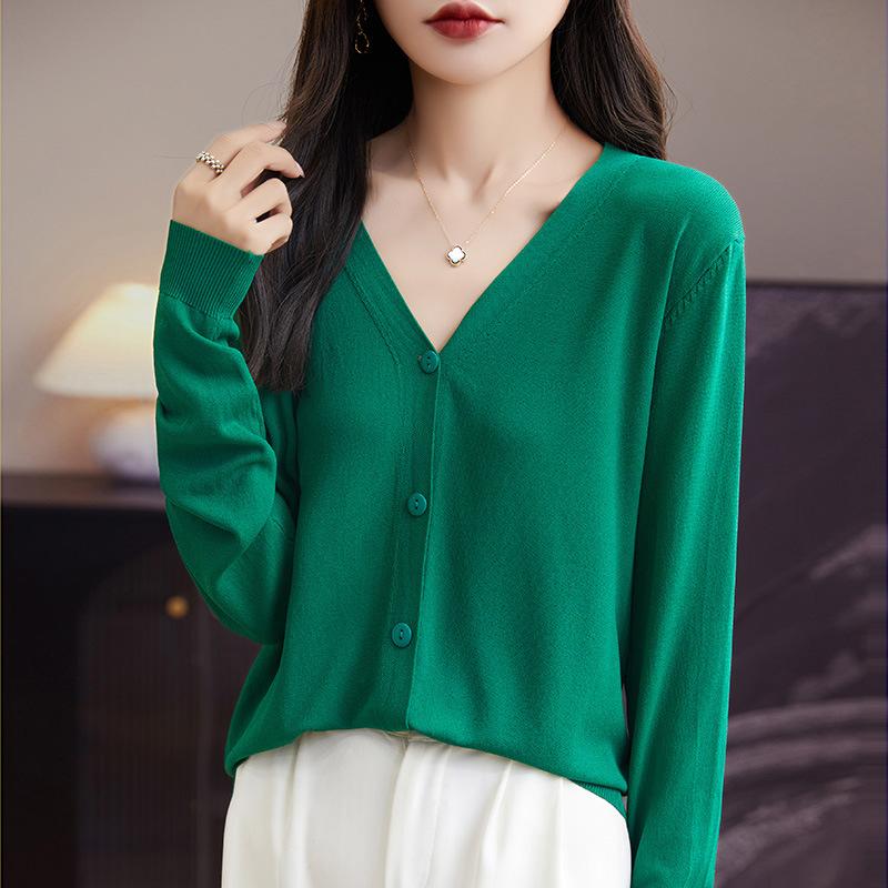 Весенне-летняя новинка, кардиган с длинным рукавом из ледяного шелка с изогнутыми бусинами, свободная и тонкая рубашка от солнца для кондиционера, женский топ, универсальная базовая рубашка XXL изумрудный
Весенне-летняя новинка, кардиган с длинным рукавом из ледяного шелка с изогнутыми бусинами, свободная и тонкая рубашка от солнца для кондиционера, женский топ, универсальная базовая рубашка XXL изумрудный