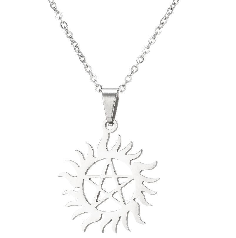18K Geometric Star Pendant Necklace with Stainless Steel Sunflower Chain for Women
18K Geometric Star Pendant Necklace with Stainless Steel Sunflower Chain for Women