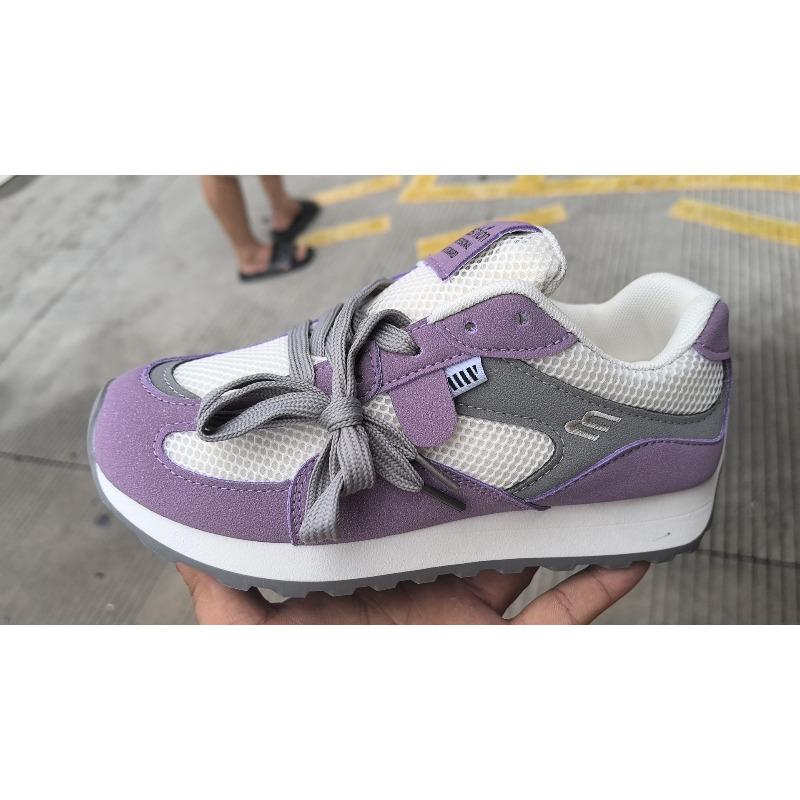Vintage-style Women s New Model Breathable Sports Casual Shoes with Soft Sole 40 фіолетовий
Vintage-style Women s New Model Breathable Sports Casual Shoes with Soft Sole 40 фіолетовий