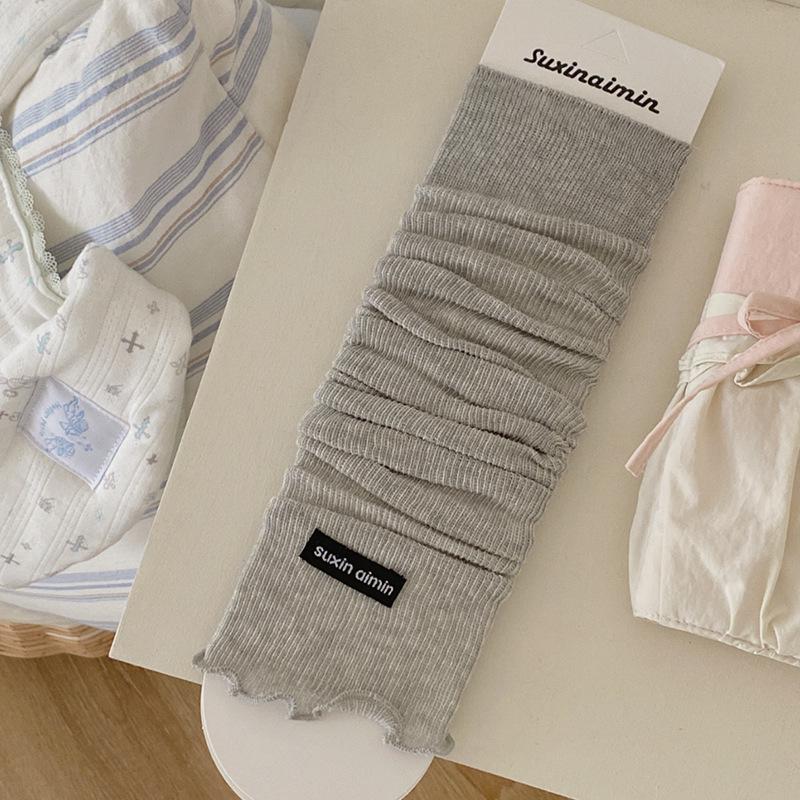 Suxinaimin Women s Trendy Slimming Summer Calf Socks - Striped Half-Foot Leg Warmers One Size
Suxinaimin Women s Trendy Slimming Summer Calf Socks - Striped Half-Foot Leg Warmers One Size