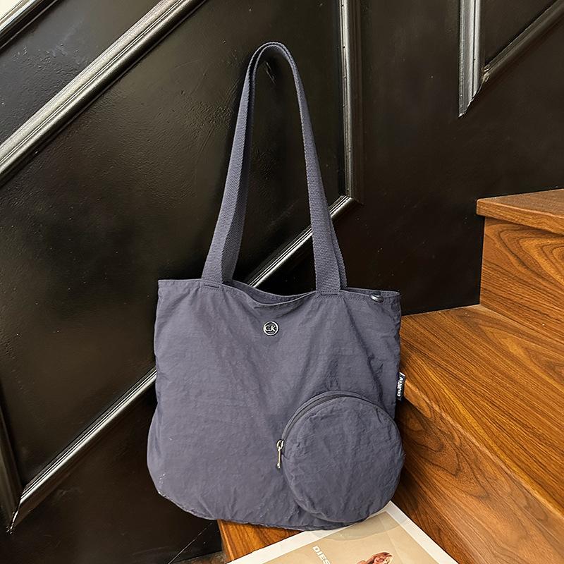 Deformed folding bag Women s large-capacity storage travel bag New fashion casual shoulder bag Versatile tote bag синий
Deformed folding bag Women s large-capacity storage travel bag New fashion casual shoulder bag Versatile tote bag синий