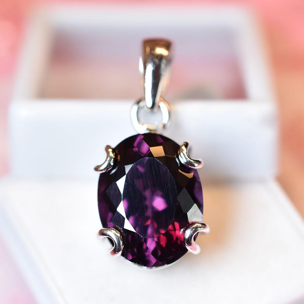 Natural Purple Amethyst 20ct Oval Cut 925 Sterling Silver Pendant Certified 13.6 mm approx. фіолетовий
Natural Purple Amethyst 20ct Oval Cut 925 Sterling Silver Pendant Certified 13.6 mm approx. фіолетовий