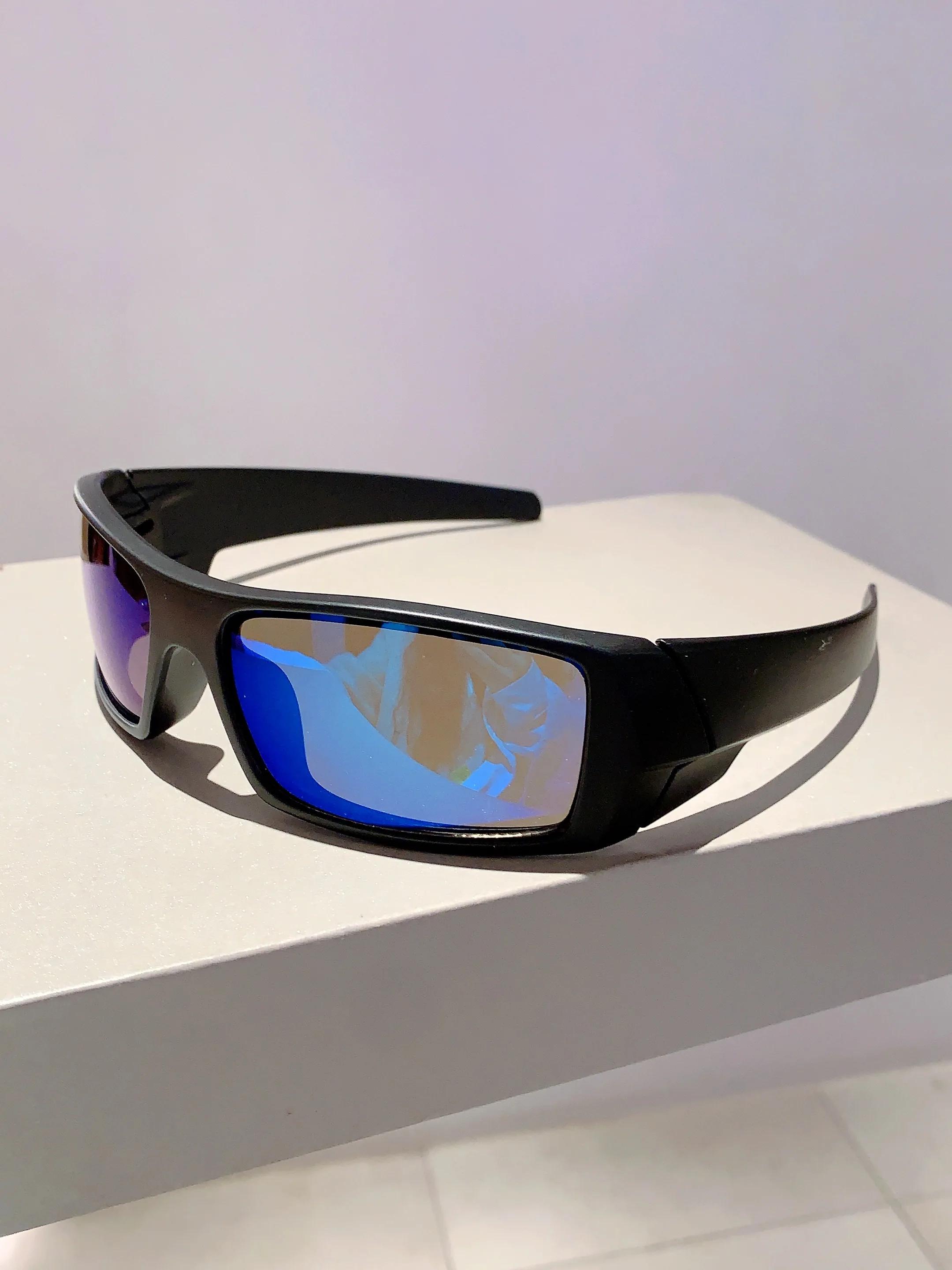 Y2k Punk Sunglasses Cool for Women Luxury Men Outdoor Sports Fashion Wrapped Round Trend Brand Design Shade Eyewear without else
Y2k Punk Sunglasses Cool for Women Luxury Men Outdoor Sports Fashion Wrapped Round Trend Brand Design Shade Eyewear without else