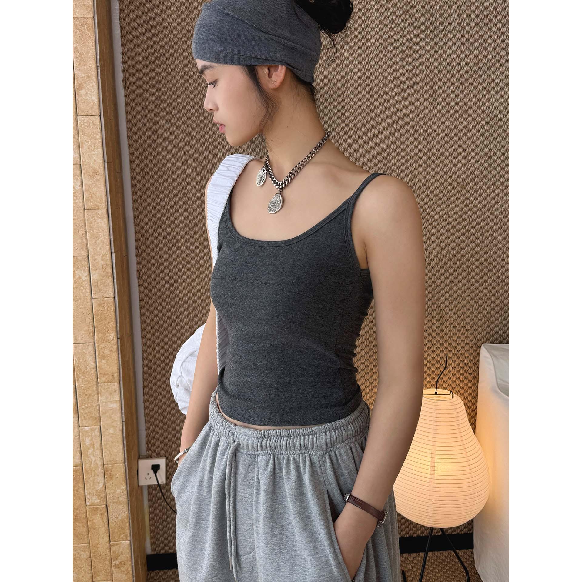 Louvre Spring Slim Fit American Sporty Camisole Crop Top for Women One Size темно-сірий
Louvre Spring Slim Fit American Sporty Camisole Crop Top for Women One Size темно-сірий
