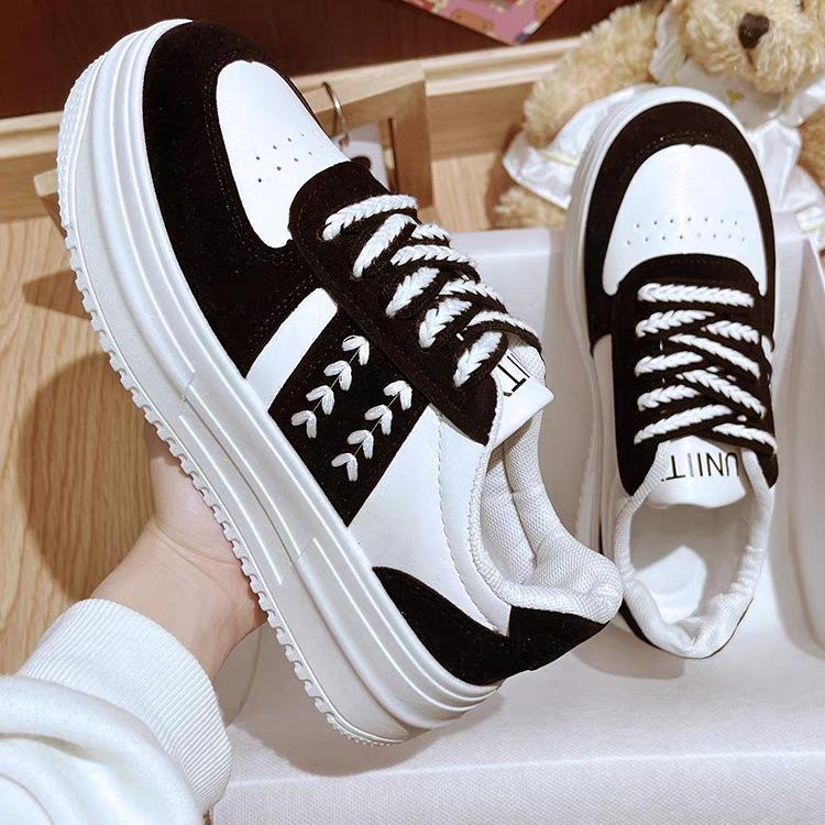 Популярная платформа белые туфли женские весна и лето универсальные инс прилив доска обувь 2025 новый нишевый увеличивающий рост повседневная спортивная обувь 40 чёрный
Популярная платформа белые туфли женские весна и лето универсальные инс прилив доска обувь 2025 новый нишевый увеличивающий рост повседневная спортивная обувь 40 чёрный