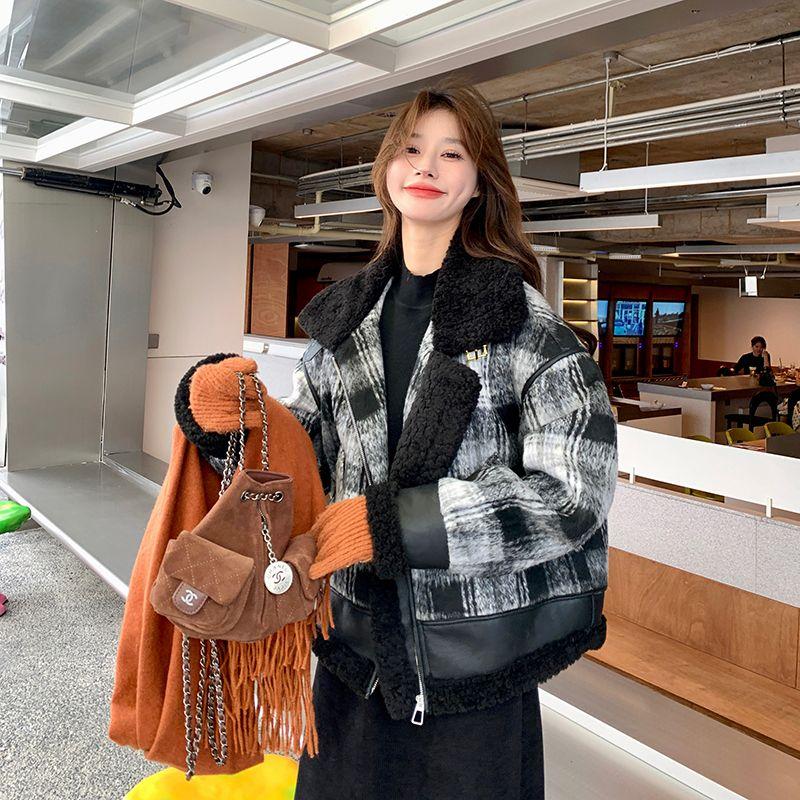 Ретро пэчворк искусственная овечья шерсть короткое хлопковое пальто Black and White grid M
Ретро пэчворк искусственная овечья шерсть короткое хлопковое пальто Black and White grid M