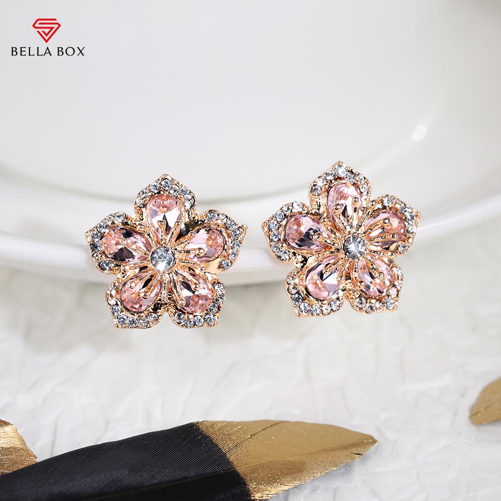 BELLA BOX Нежные серьги-гвоздики с цветком для женщин, блестящие аксессуары для танцевальной вечеринки, подарок для девушки, романтические модные серьги с цветком Yd024
BELLA BOX Нежные серьги-гвоздики с цветком для женщин, блестящие аксессуары для танцевальной вечеринки, подарок для девушки, романтические модные серьги с цветком Yd024