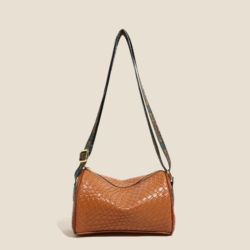 New Single Shoulder Armpit Bag Stylish Woven Woman Retro Simple and Versatile Commuter Large-capacity Cross-body Pillow Bag хакі
New Single Shoulder Armpit Bag Stylish Woven Woman Retro Simple and Versatile Commuter Large-capacity Cross-body Pillow Bag хакі