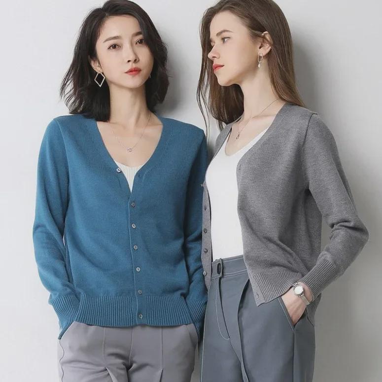 Women s 2025 Autumn/Winter V-Neck Oversized Soft Knitted Cardigan Sweater One Size жовтий
Women s 2025 Autumn/Winter V-Neck Oversized Soft Knitted Cardigan Sweater One Size жовтий