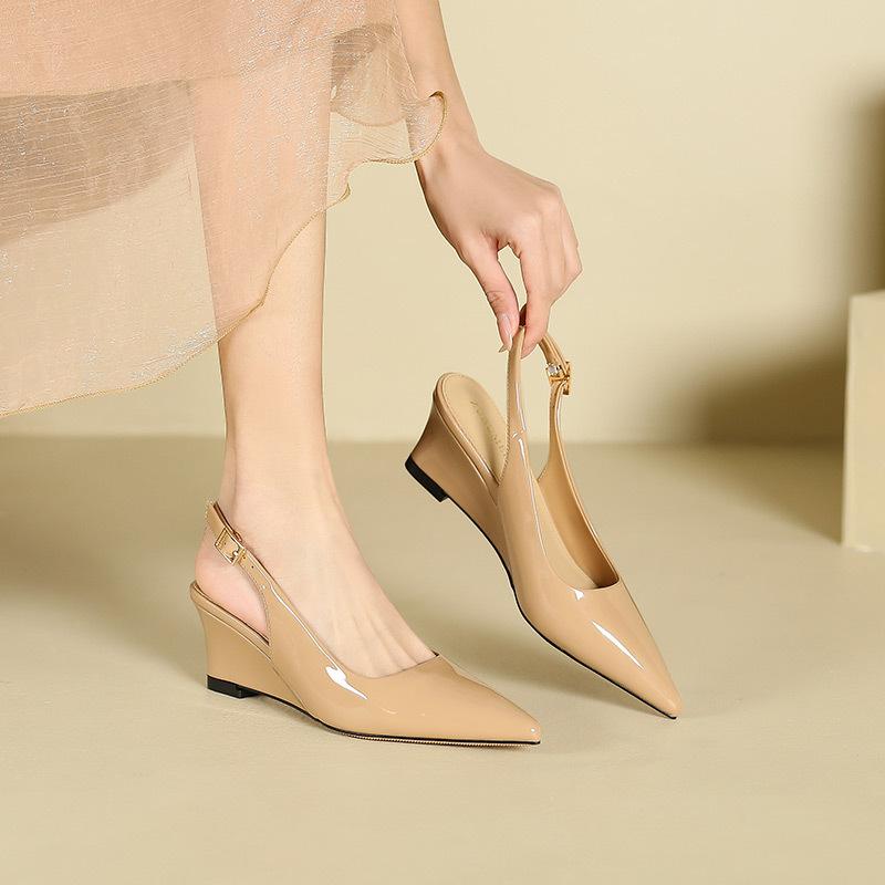 5162-9 fairy wind empty slope heel high heels women s summer new French temperament pointed single shoes women 34
5162-9 fairy wind empty slope heel high heels women s summer new French temperament pointed single shoes women 34