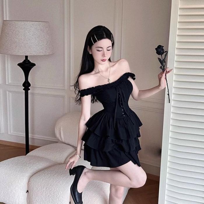 French suspender dress women s summer pure desire sexy ruffle leaf temperament advanced sense cake short skirt small black dress 2XL чорний
French suspender dress women s summer pure desire sexy ruffle leaf temperament advanced sense cake short skirt small black dress 2XL чорний
