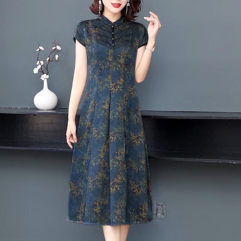 Платье в китайском стиле Cheongsam Gambiered из гуандунской марли в стиле ретро в республиканском стиле
Платье в китайском стиле Cheongsam Gambiered из гуандунской марли в стиле ретро в республиканском стиле