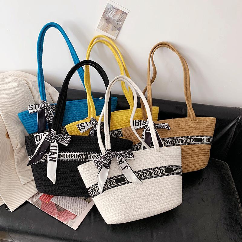 Large Capacity Crossbody Portable Shoulder Bag Silk Scarf Design Vegetable Basket Woven Tote Women s Bag хаки
Large Capacity Crossbody Portable Shoulder Bag Silk Scarf Design Vegetable Basket Woven Tote Women s Bag хаки