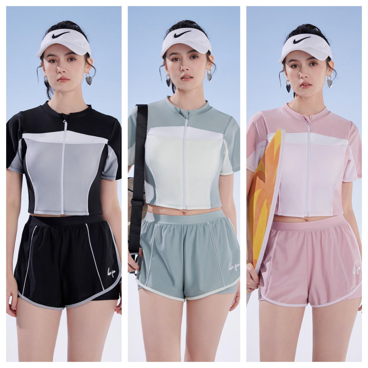 Women s Two-Piece Sport Swimsuit - Conservative and Slimming with Belly Cover One Size (recommended 80-120 jin)
Women s Two-Piece Sport Swimsuit - Conservative and Slimming with Belly Cover One Size (recommended 80-120 jin)
