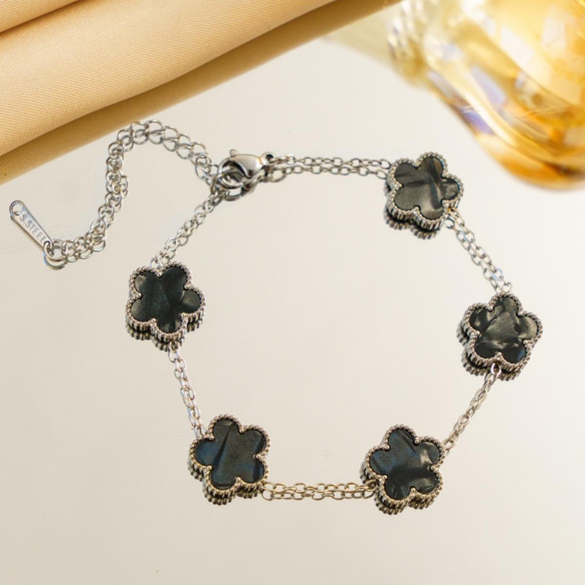 Exquisite Gradient Color Lucky 5-Leaf Flower Stainless Steel Bracelets For Women Men Dainty Floral Bangle Summer Wrist Jewelry
Exquisite Gradient Color Lucky 5-Leaf Flower Stainless Steel Bracelets For Women Men Dainty Floral Bangle Summer Wrist Jewelry