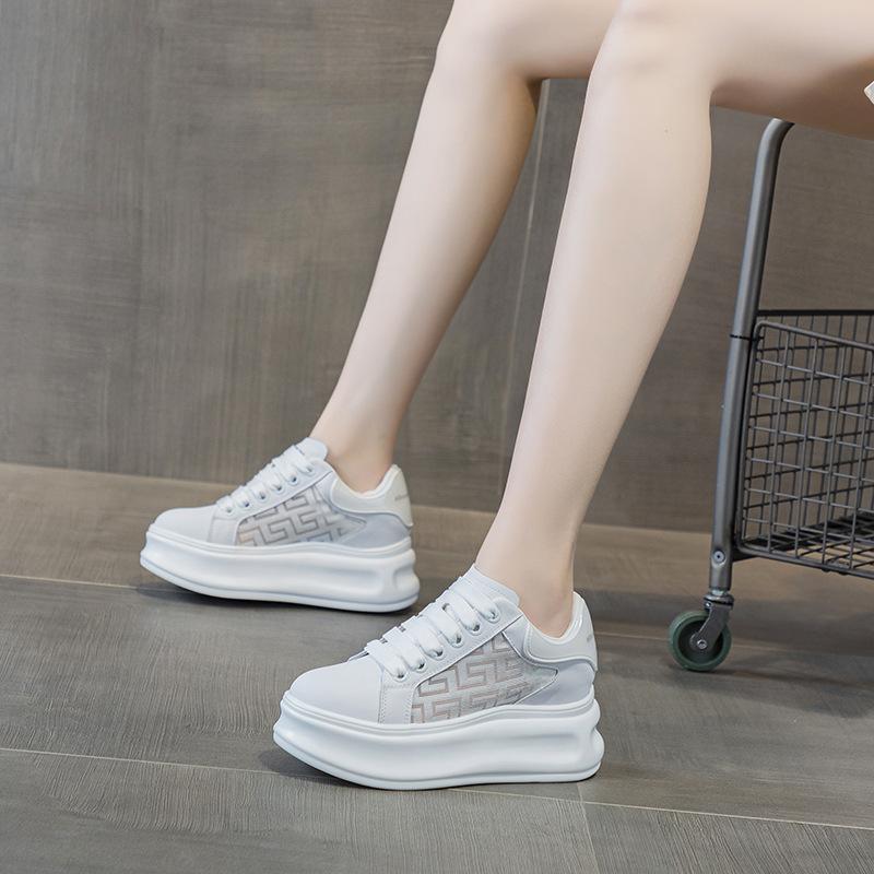 Thick-soled inner height increase student little white shoes dad shoes sports casual fashion versatile women s shoes 40
Thick-soled inner height increase student little white shoes dad shoes sports casual fashion versatile women s shoes 40