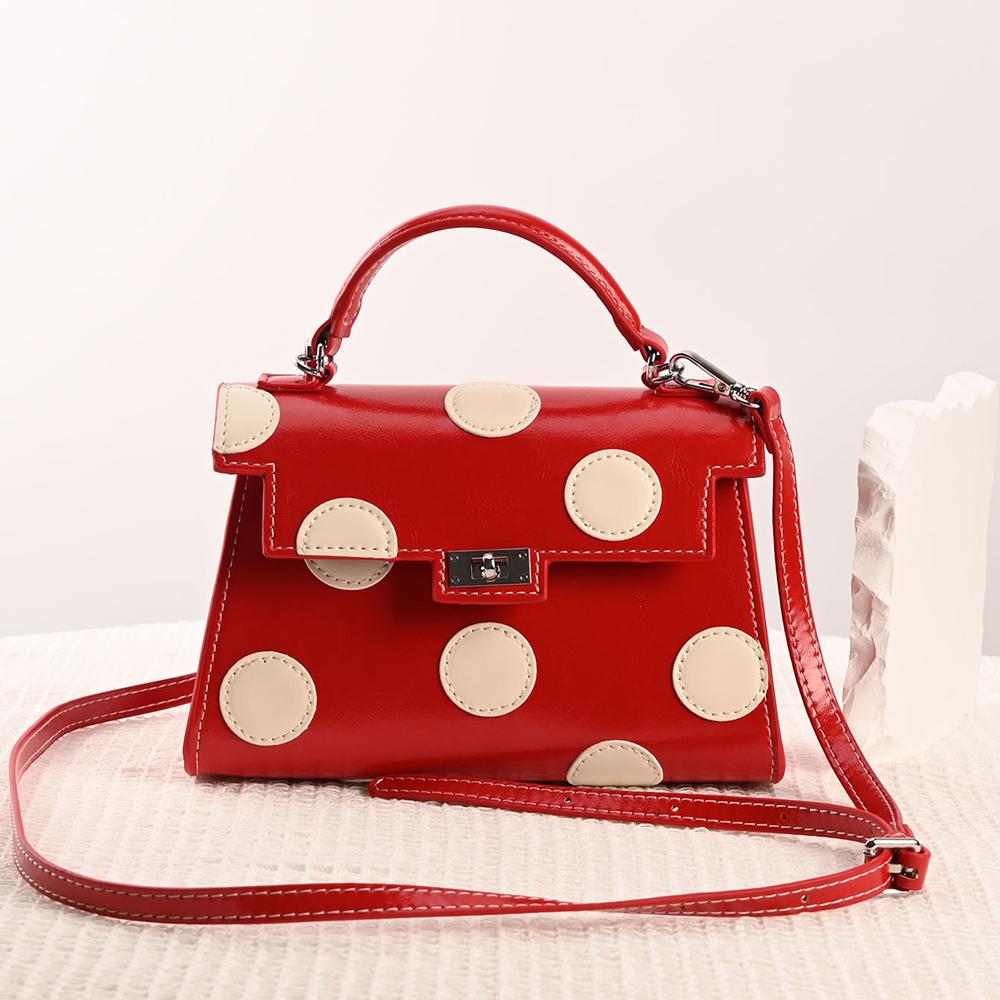Women s Bag Cute Polka Dot Printed Patent Leather Glossy Surface Purse and Handbag Crossbody Bag for Women Mother Kid Bags Girl
Women s Bag Cute Polka Dot Printed Patent Leather Glossy Surface Purse and Handbag Crossbody Bag for Women Mother Kid Bags Girl