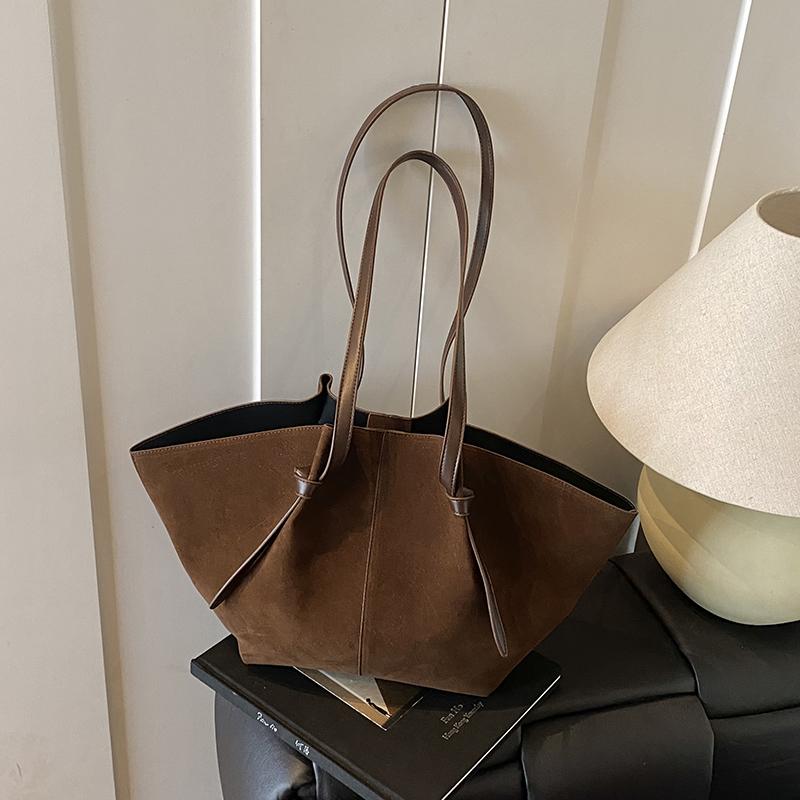 2026 Autumn New Branded Big Tote Bag Set For Women PU Suede Pure Color 2-IN-1 Large Capacity Shoulder Shoppers Designer Handbags 52x28x10cm кавовий
2026 Autumn New Branded Big Tote Bag Set For Women PU Suede Pure Color 2-IN-1 Large Capacity Shoulder Shoppers Designer Handbags 52x28x10cm кавовий