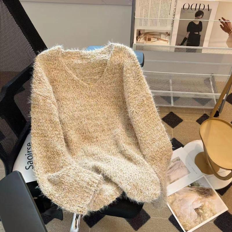 Medium and long pure autumn and winter new loose top women s pullover sweater L хакі
Medium and long pure autumn and winter new loose top women s pullover sweater L хакі