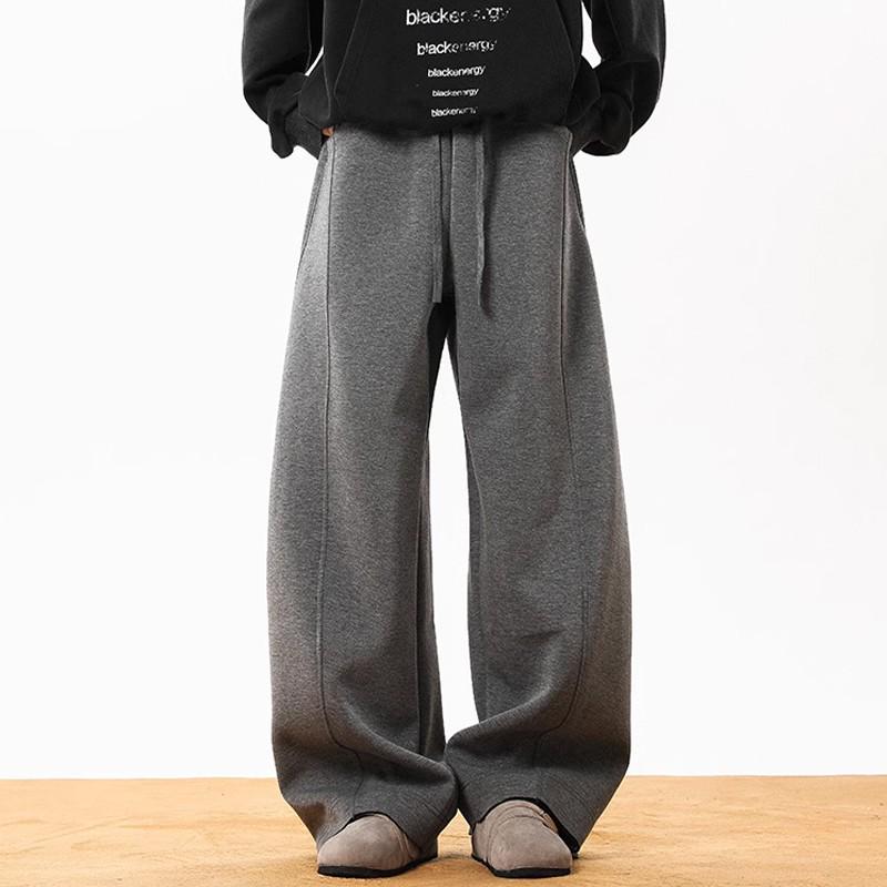 Old Money Style Curved Leg Pants: Unisex Trendy Streetwear American Casual Wide-Leg Loose Straight-Leg Sweatpants for Spring and Autumn XXXL
Old Money Style Curved Leg Pants: Unisex Trendy Streetwear American Casual Wide-Leg Loose Straight-Leg Sweatpants for Spring and Autumn XXXL