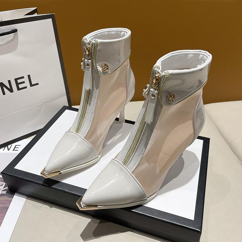 Мода 2024 года. Новые женские сапоги на каблуке Tiletto с острым носком. Сандалии в ретро-британском стиле. Женская сетчатая дышащая обувь для женщин. Сандалии на каблуках. 38 белый
Мода 2024 года. Новые женские сапоги на каблуке Tiletto с острым носком. Сандалии в ретро-британском стиле. Женская сетчатая дышащая обувь для женщин. Сандалии на каблуках. 38 белый