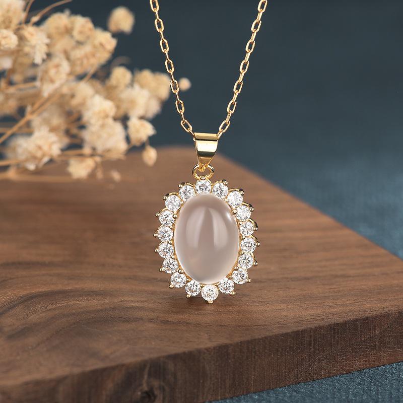 Elegant Lady Di-Style Full Diamond Necklace with White Jade Inlay - Fashionable, Versatile, and Luxurious.
Elegant Lady Di-Style Full Diamond Necklace with White Jade Inlay - Fashionable, Versatile, and Luxurious.