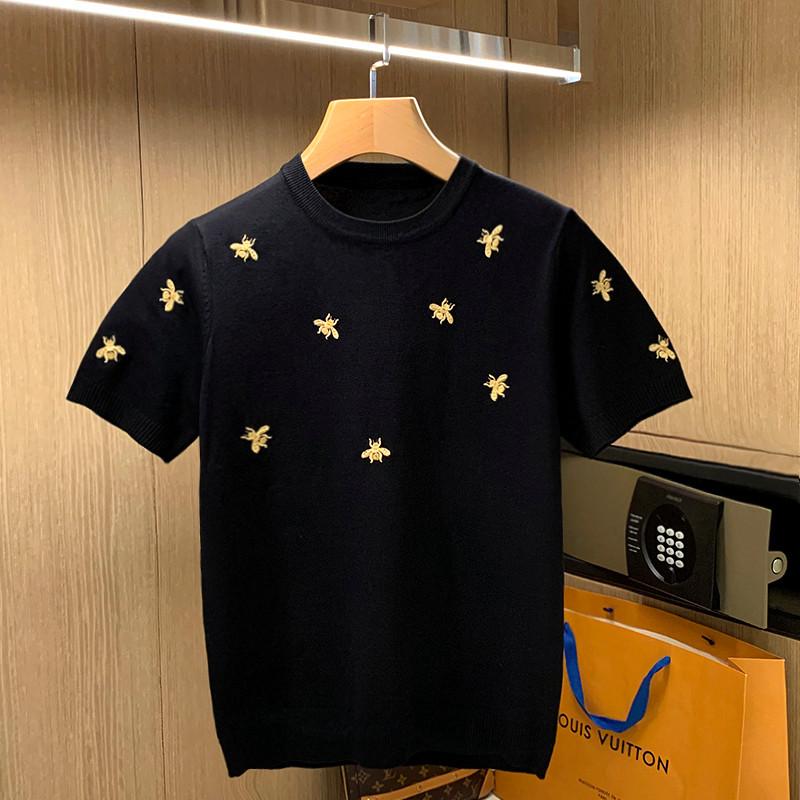 Мужская модная трикотажная футболка с европейской вышивкой пчелы, с короткими рукавами, круглым вырезом, в стиле легкой роскоши XL чёрный
Мужская модная трикотажная футболка с европейской вышивкой пчелы, с короткими рукавами, круглым вырезом, в стиле легкой роскоши XL чёрный