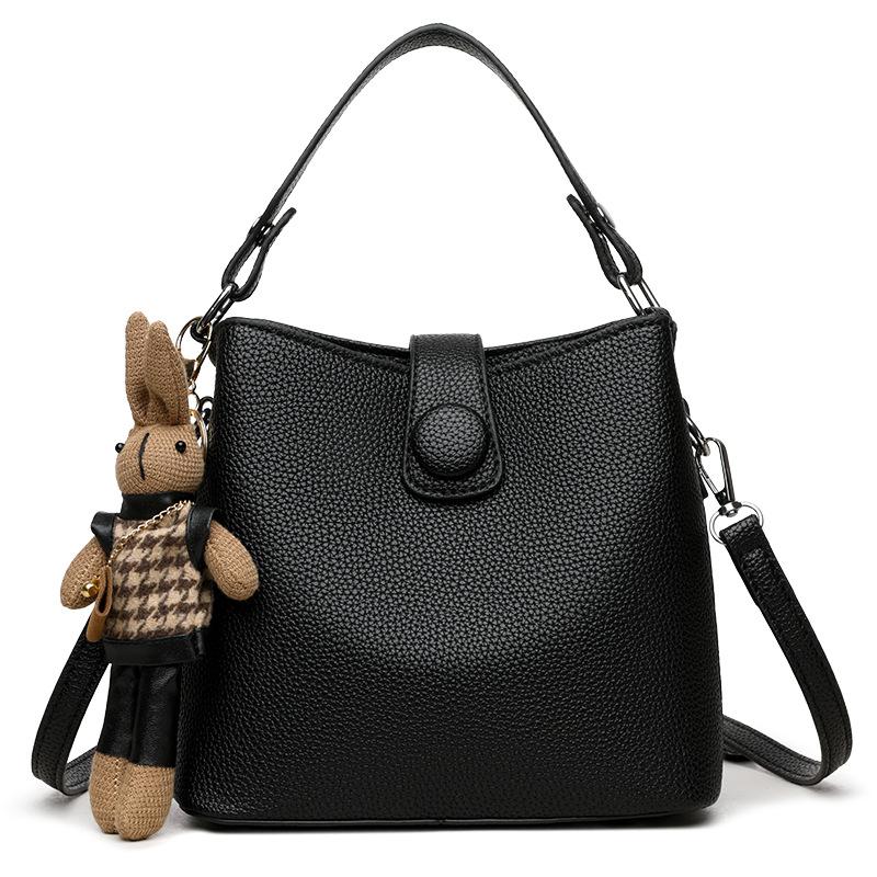 Bag women s spring new fashion versatile bucket women s bag high-end shoulder messenger bag hand bag
Bag women s spring new fashion versatile bucket women s bag high-end shoulder messenger bag hand bag