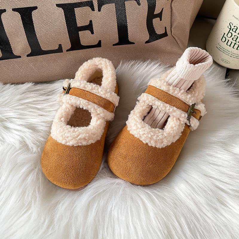 Girls Winter Velvet-Lined Cotton Shoes, Soft Sole, Lambswool, Velcro; Perfect with Skirts. 21
Girls Winter Velvet-Lined Cotton Shoes, Soft Sole, Lambswool, Velcro; Perfect with Skirts. 21