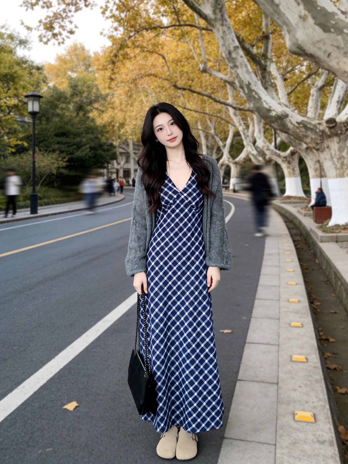 Korean Style Plaid Halterneck Dress & Cozy Sweater Set Plus Size Women s Spring Collection S
Korean Style Plaid Halterneck Dress & Cozy Sweater Set Plus Size Women s Spring Collection S