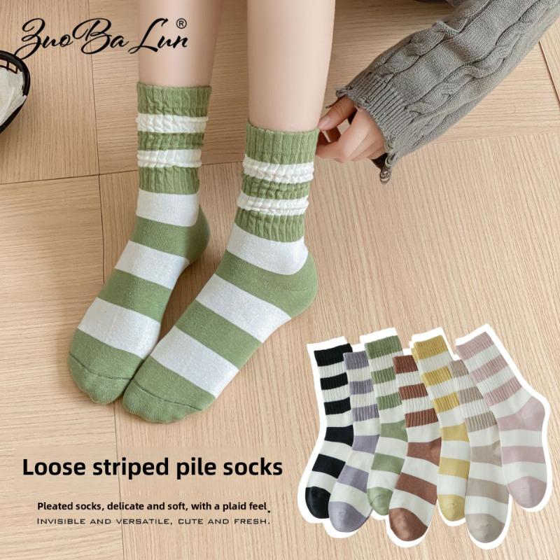 5 Pairs of Female Autumn and Winter Color Striped Cotton Tube Stack Socks 5 Pairs
5 Pairs of Female Autumn and Winter Color Striped Cotton Tube Stack Socks 5 Pairs