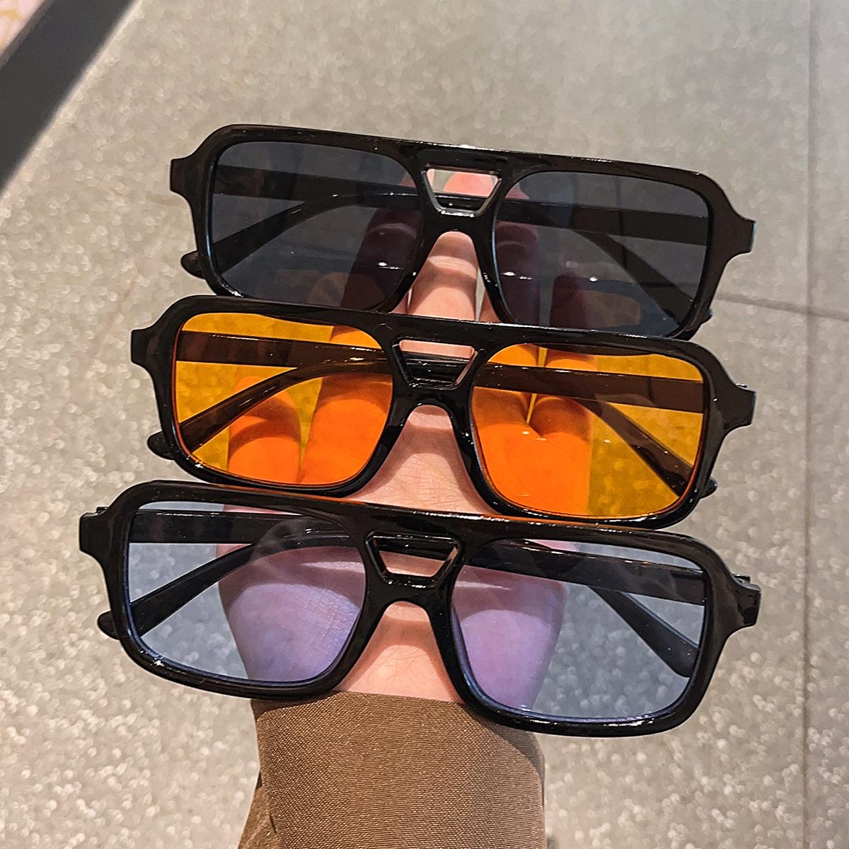 3Pcs Fashionable and Elegant Square Frame Glasses Set with Trendyy Collar for Men and Women Holiday Party Outdoor Decoration
3Pcs Fashionable and Elegant Square Frame Glasses Set with Trendyy Collar for Men and Women Holiday Party Outdoor Decoration