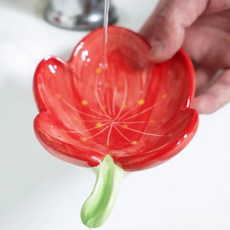 Flower-shaped Ceramic Soap Case Creative Drainage Soap Dish Light Luxury Storage Rack Box Household Bathroom Kitchen Article 1Pc
Flower-shaped Ceramic Soap Case Creative Drainage Soap Dish Light Luxury Storage Rack Box Household Bathroom Kitchen Article 1Pc