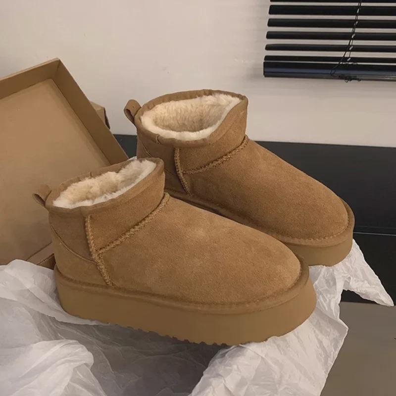 Women s 2025 Winter Genuine Leather Thick-Soled Snow Boots: Warm, Waterproof, Anti-Fouling, and Height-Enhancing with Furry Lining. 38
Women s 2025 Winter Genuine Leather Thick-Soled Snow Boots: Warm, Waterproof, Anti-Fouling, and Height-Enhancing with Furry Lining. 38